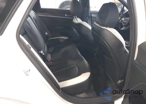 2025 Kia K5 Gt-Line z USA, uszkodzony, nr VIN KNAG64J72S5371955